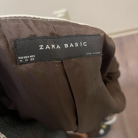 Classic Zara Blazer - Picture 3 of 3